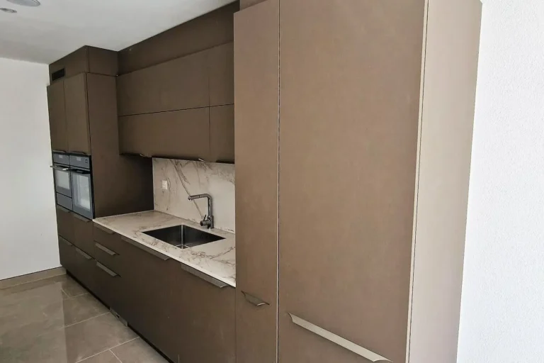 kuechenumbau-moderne-kueche-in-Winznau-3