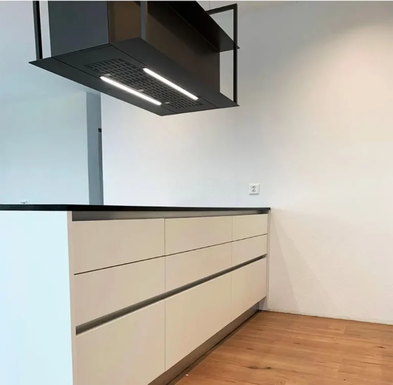 kuechenumbau-moderne-kueche-in-butzberg-thunstetten-3